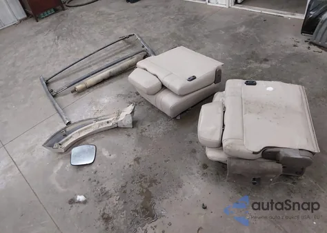 1997 Toyota Land Cruiser z USA, uszkodzony, nr VIN JT3HJ85J0V0183895